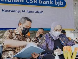 Bank BJB dan JNE Salurkan CSR Melalui Pemkab Karawang